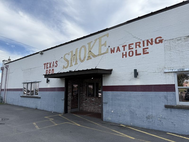 SMOKE:Texas BBQ & Watering Hole exterior